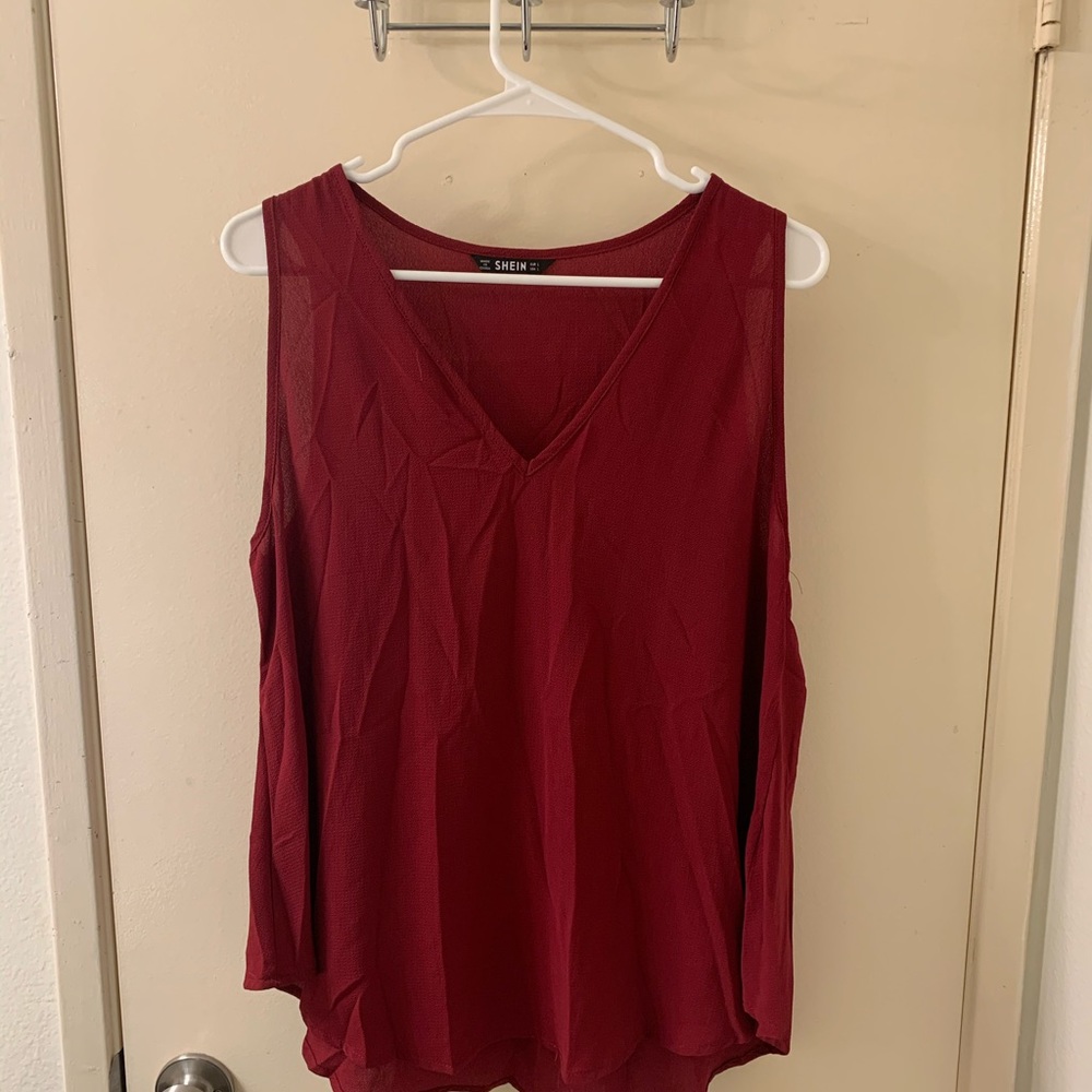 Red simple v neck